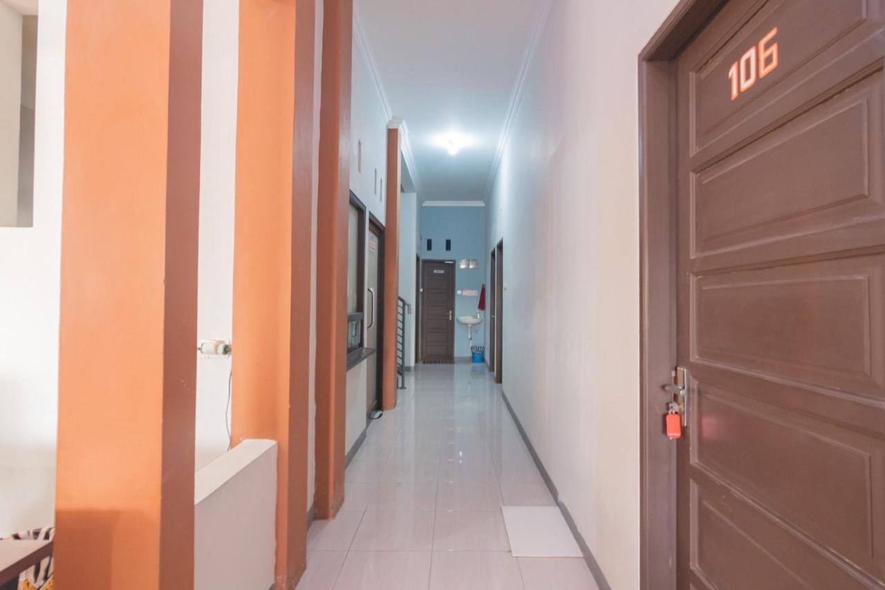 Reddoorz Syariah Near Jalan Jakarta Samarinda Exterior photo