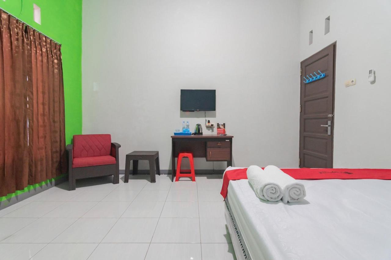 Reddoorz Syariah Near Jalan Jakarta Samarinda Exterior photo