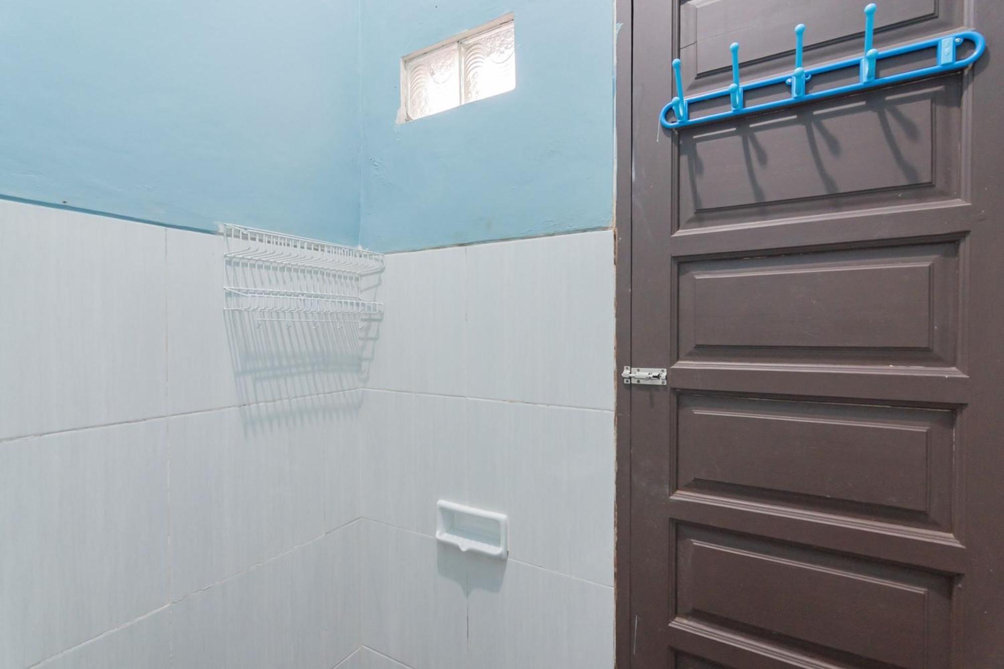 Reddoorz Syariah Near Jalan Jakarta Samarinda Room photo
